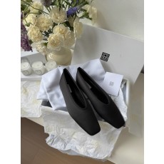 더 로우 The Row 플랫