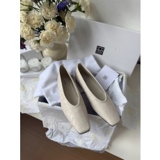 더 로우 The Row 플랫
