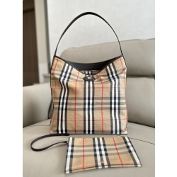 버버리 Burberry Highlands Shoulder Bag