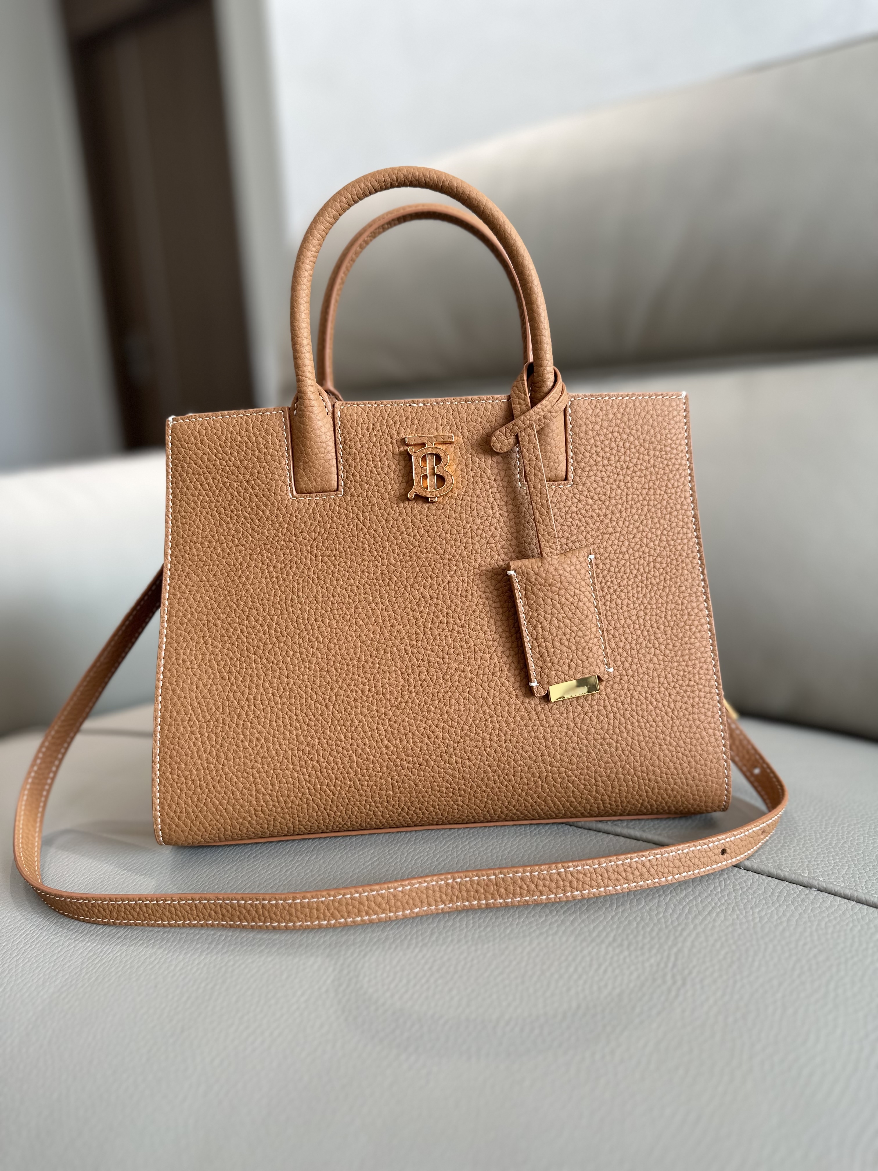 버버리 Burberry tote bag 27cm