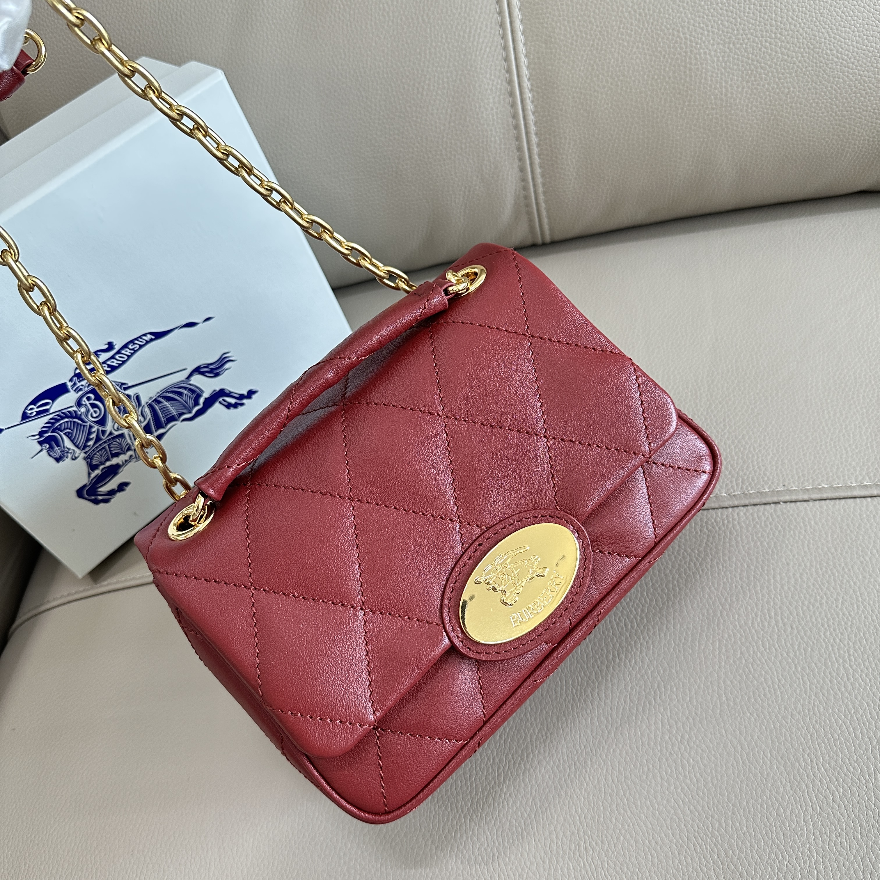 버버리 Burberry Small Strand Bag​ Red 20.5cm