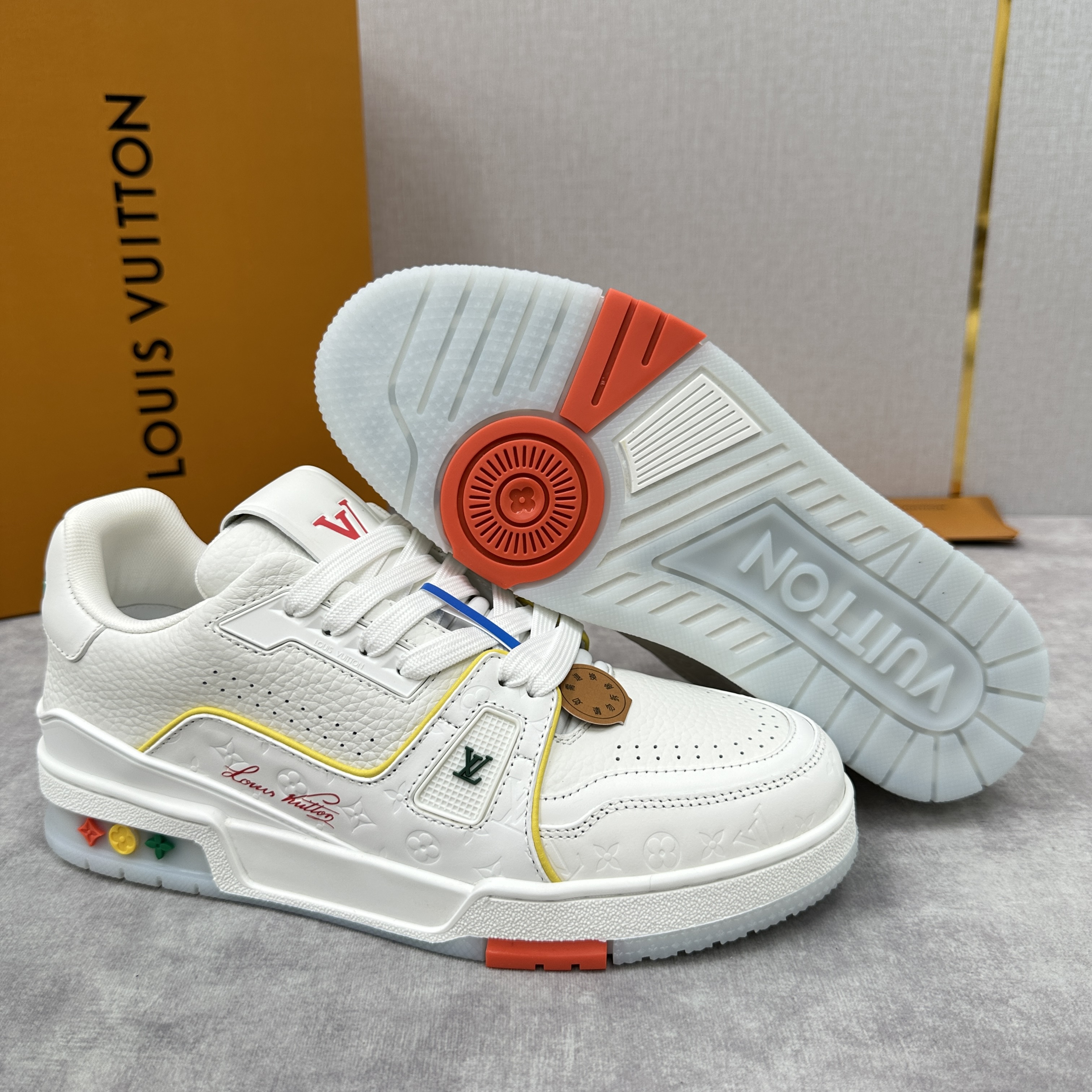 루이비통 LV TRAINER 스니커즈