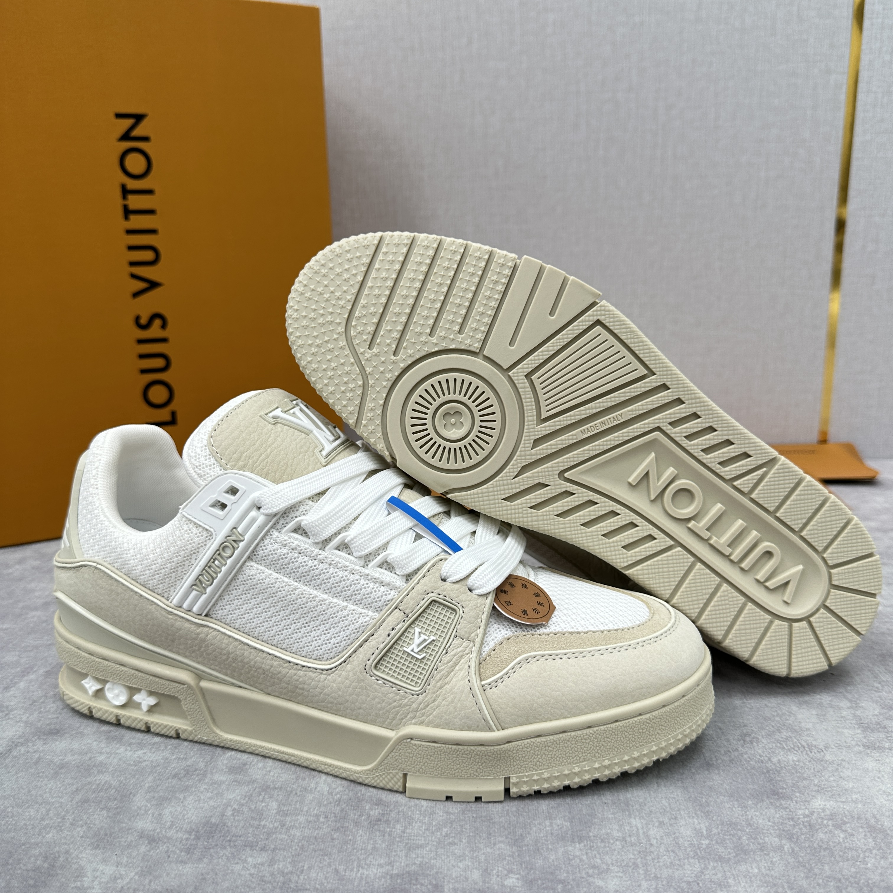 루이비통 LV TRAINER 스니커즈