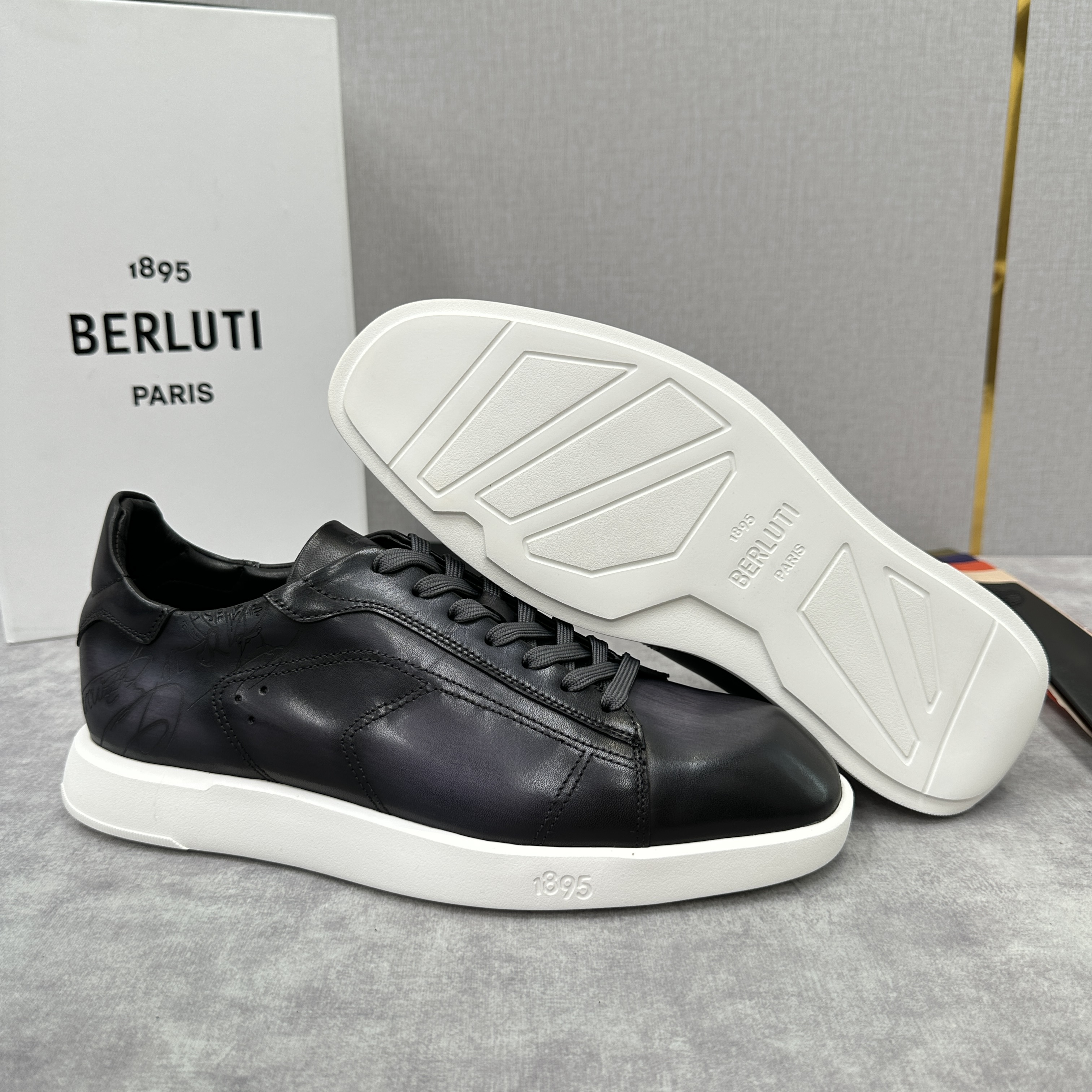 벨루티 Berluti 스니커즈