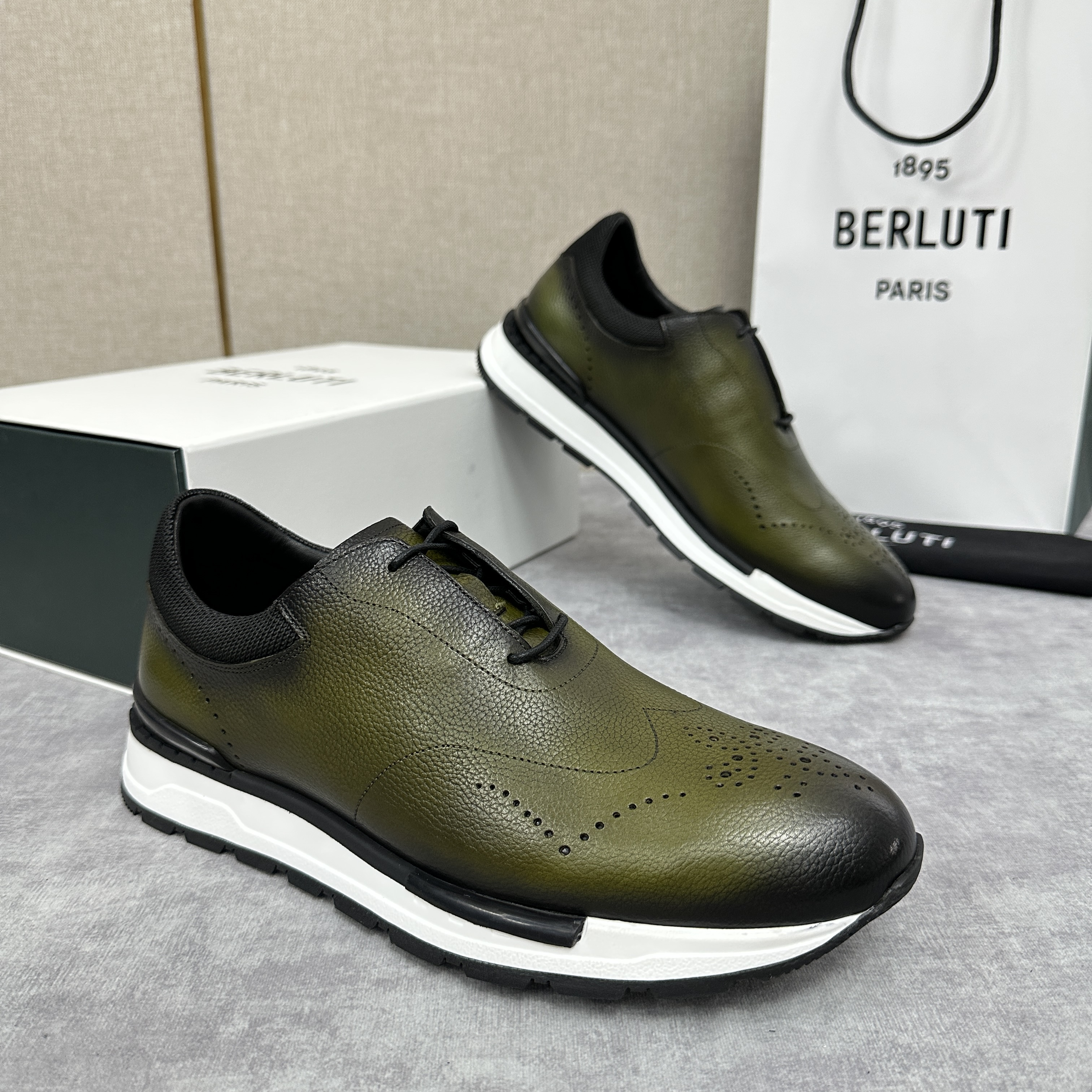 벨루티 Berluti Fast Track 스니커즈