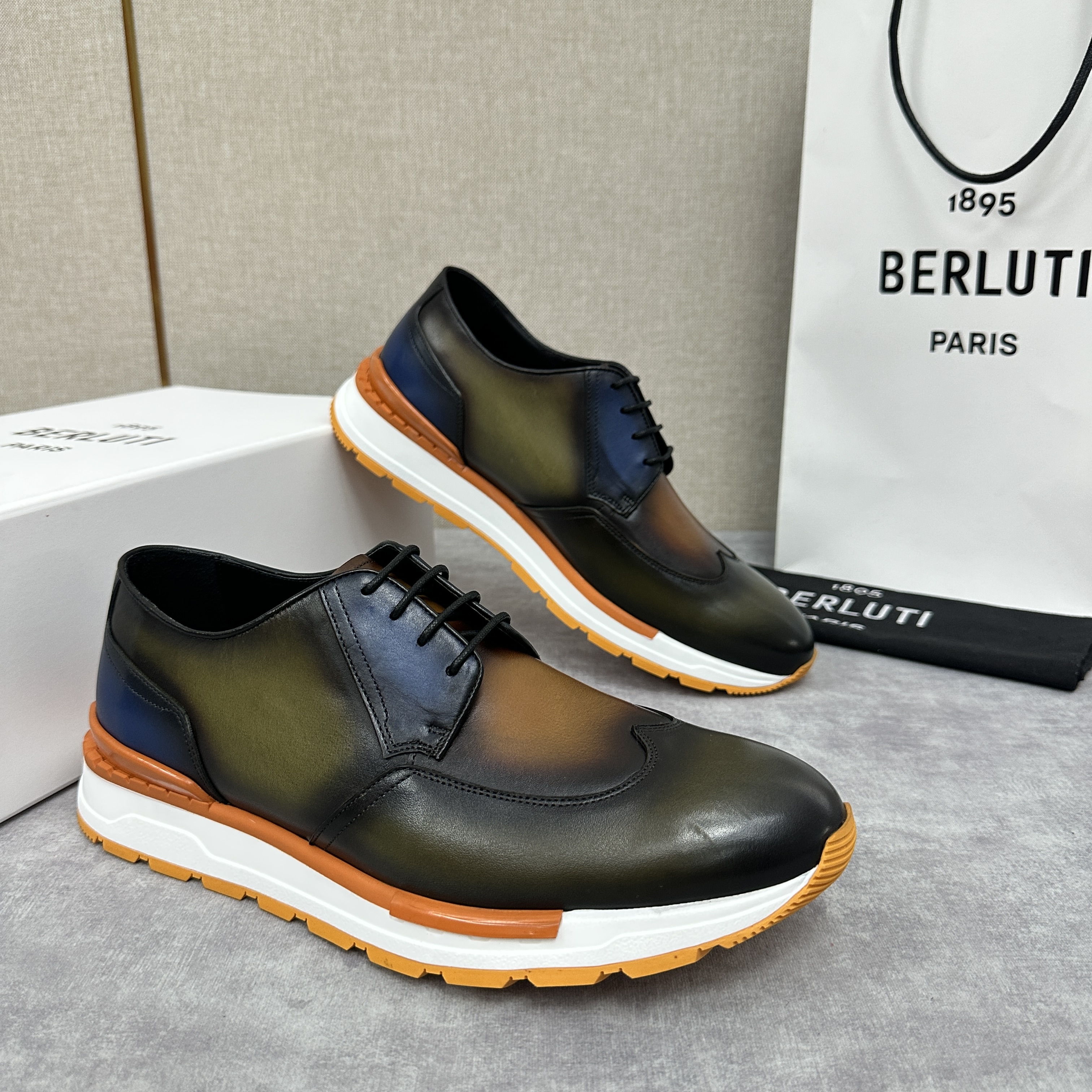 벨루티 Berluti Fast Track 스니커즈