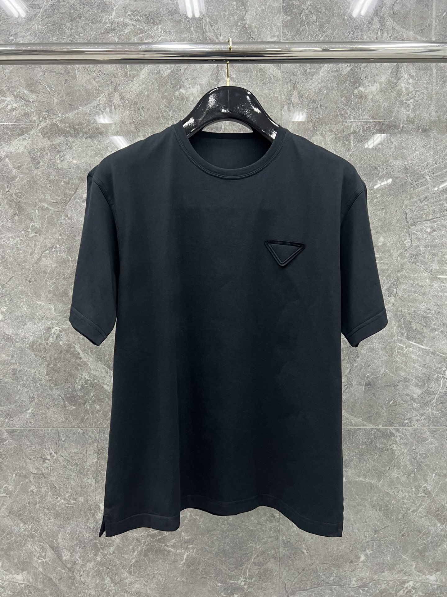 [대리석집] 프라다 Prada 반팔 티셔츠