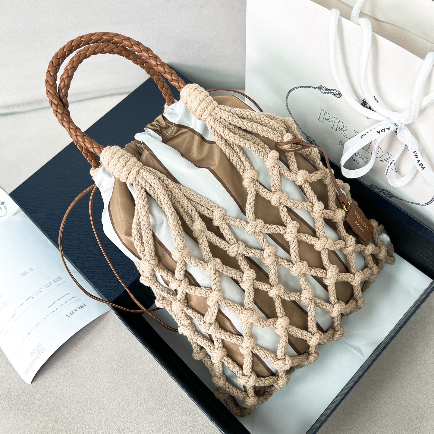 프라다 Prada 1BC111 Noué Medium 탑 핸들백