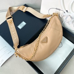 프라다 Prada 1BH222 드뮈룬 리나일론 숄더백 30CM