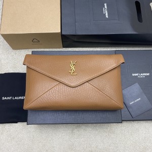 생로랑 Saint laurent/YSL 769307 Cassandre Large Envelope Pouch in Lambskin 29.5cm