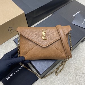 생로랑 Saint laurent/YSL 819271 Cassandre Chain Pouch in Lambskin 19cm