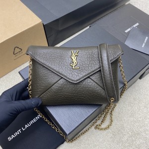 생로랑 Saint laurent/YSL 819271 Cassandre Chain Pouch in Lambskin 19cm