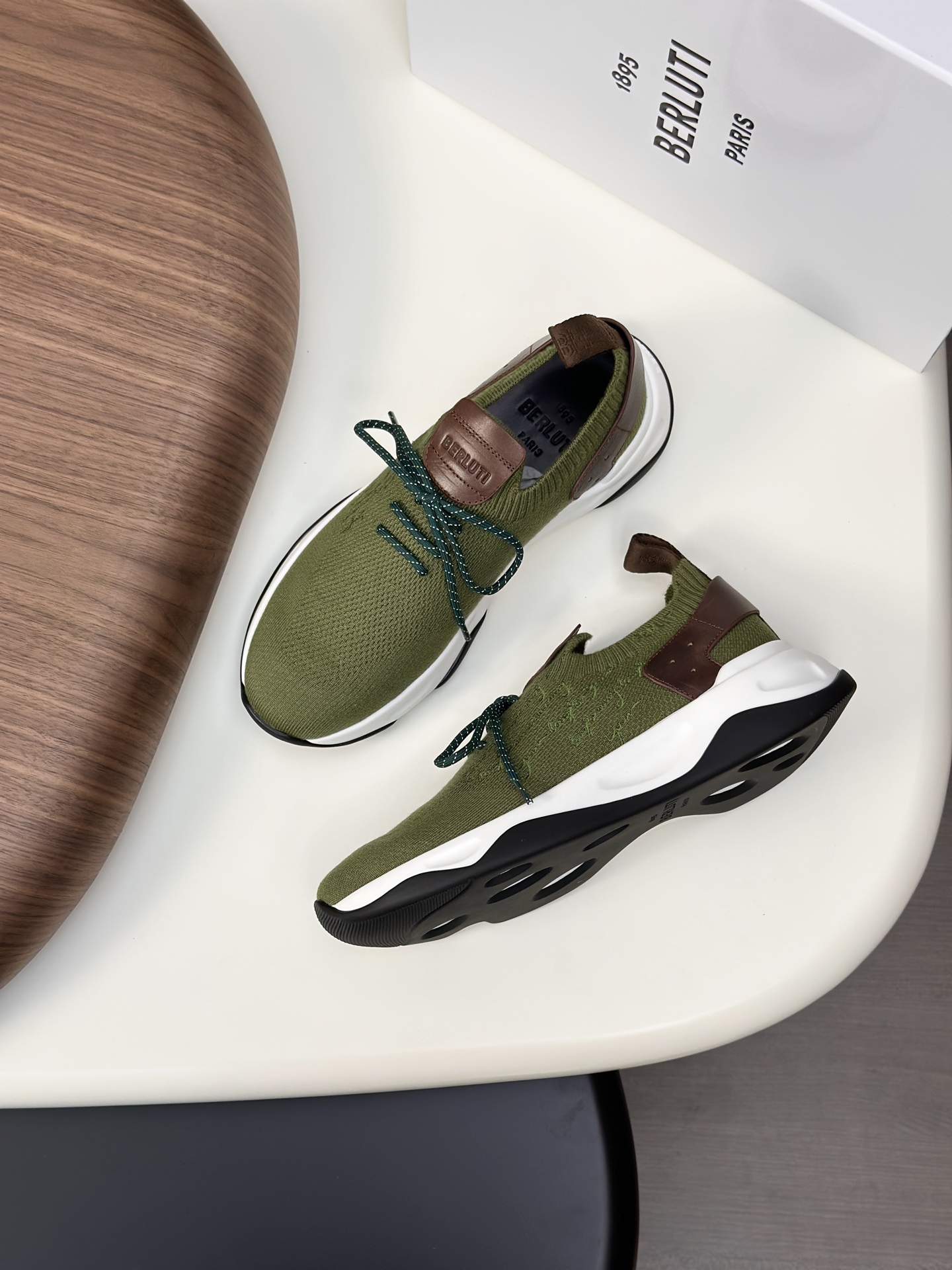 벨루티 Berluti 스니커즈