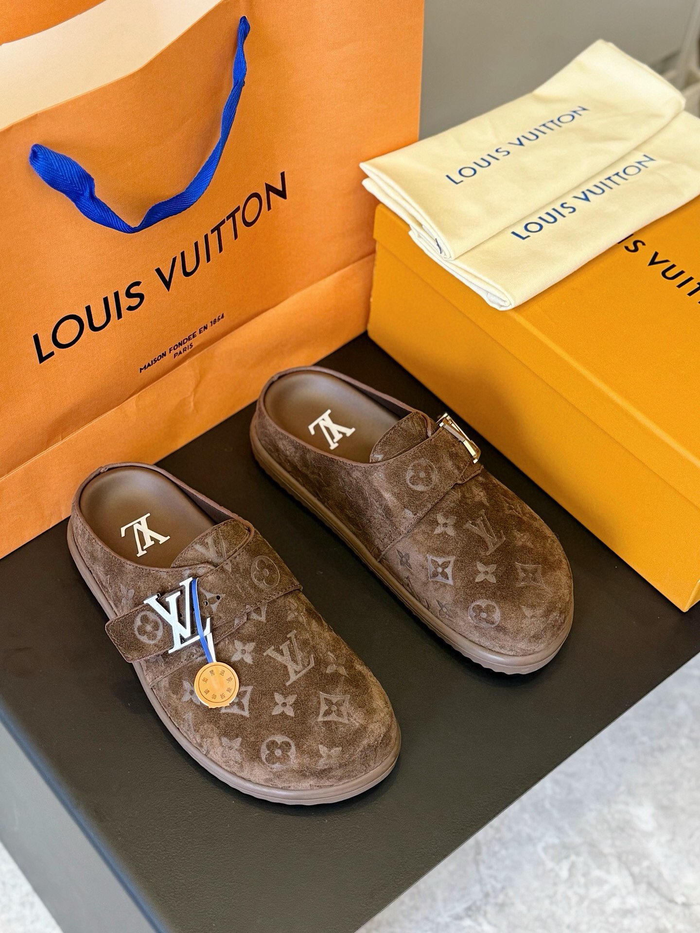 루이비통 Louis Vuitton 슬리퍼