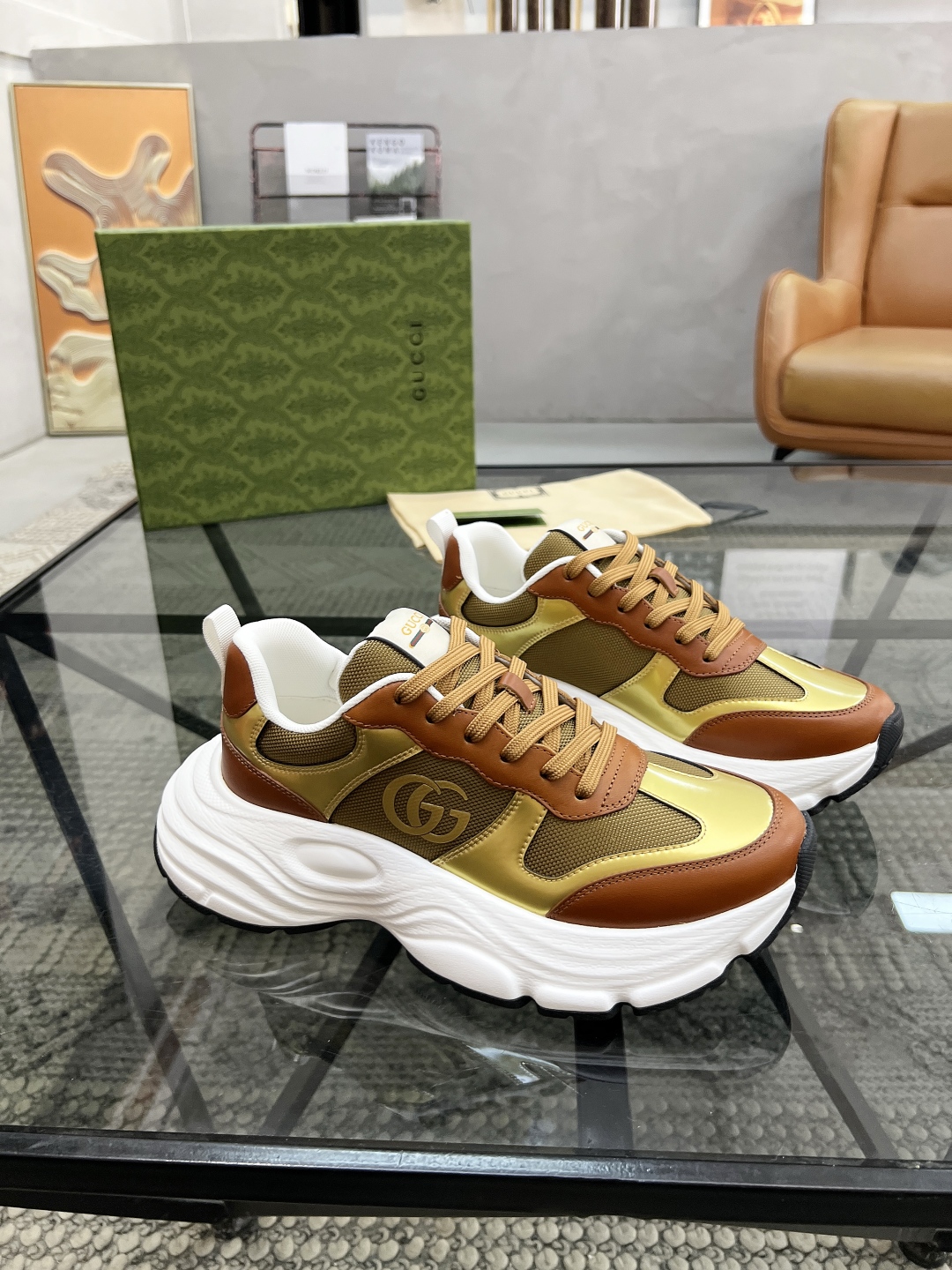 구찌 Gucci 스니커즈