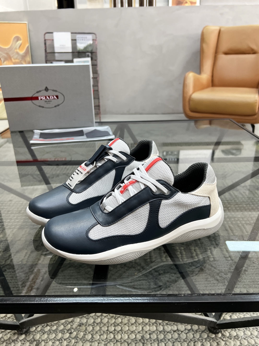 프라다 Prada 스니커즈