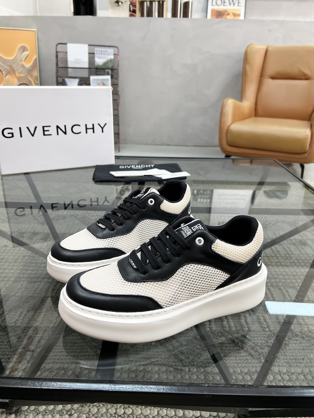 지방시 Givenchy 스니커즈