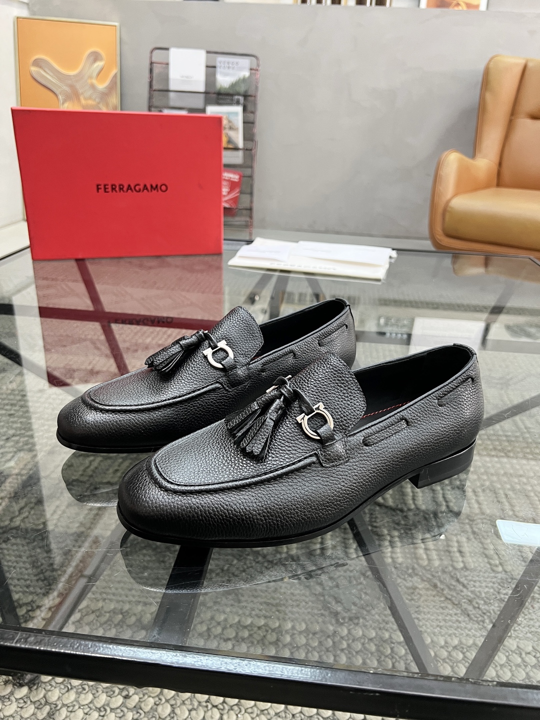살바토레 페라가모 Salvatore Ferragamo 로퍼