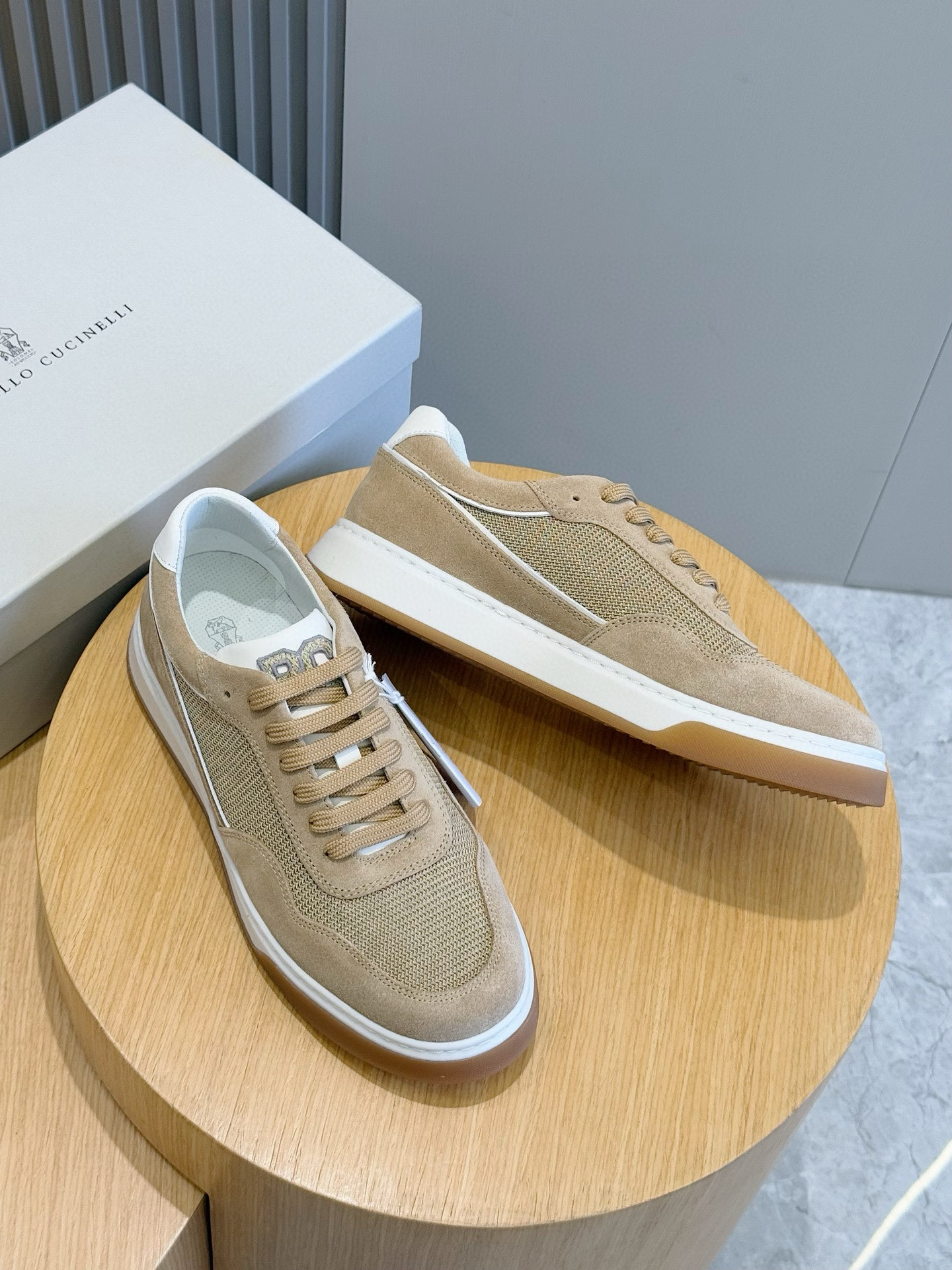 브루넬로 쿠치넬리 Brunello Cucinelli 스니커즈