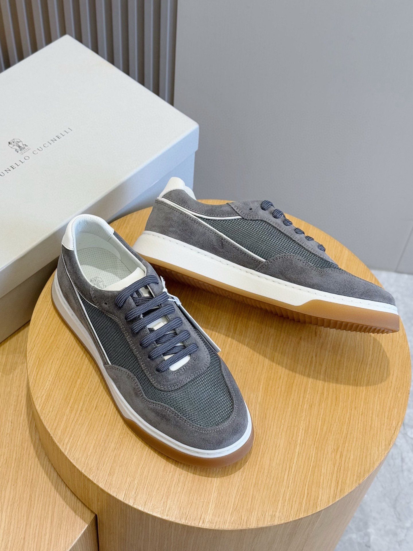 브루넬로 쿠치넬리 Brunello Cucinelli 스니커즈
