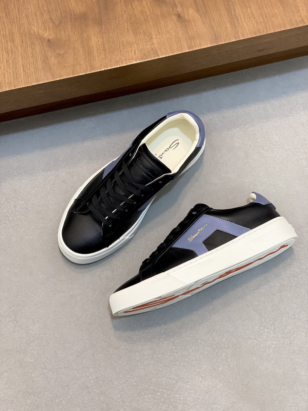 santoni 스니커즈