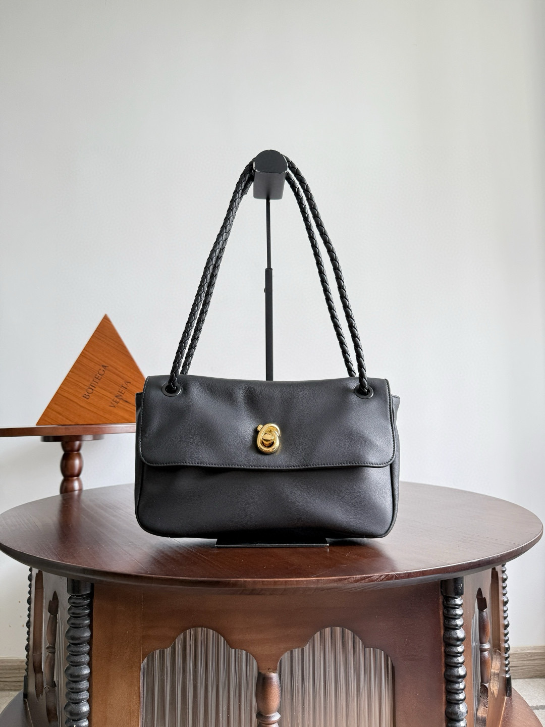 보테가 베네타 Bottega Veneta 836296 Madison 27cm