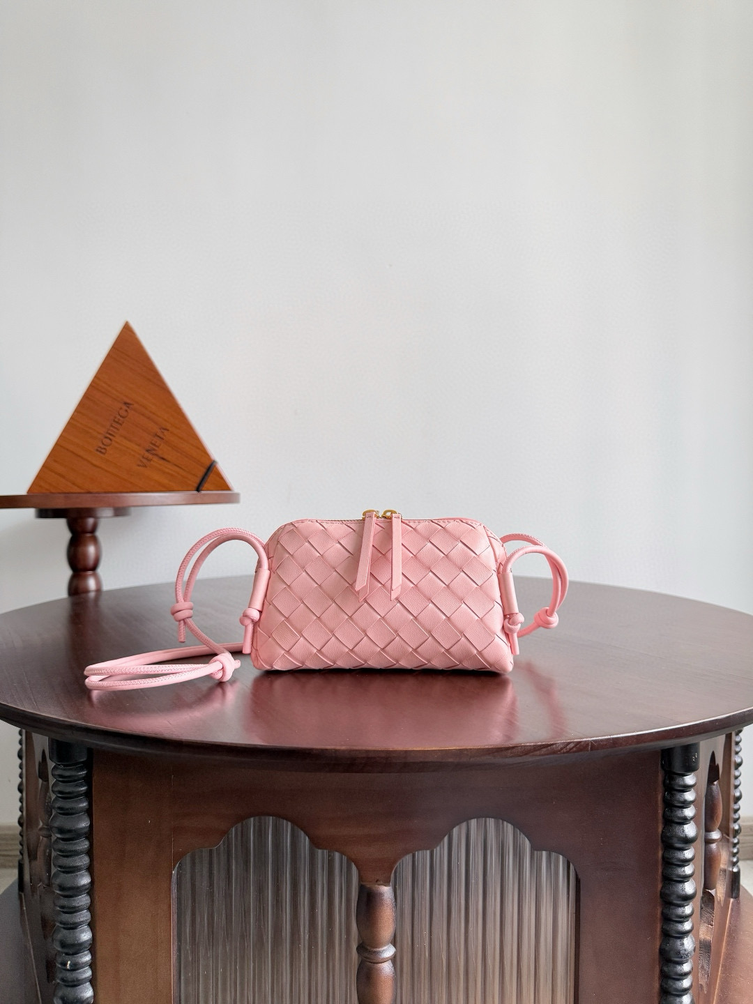 보테가베네타 Bottega Veneta Intrecciato 짜다 Concert 탑 핸들백 794258