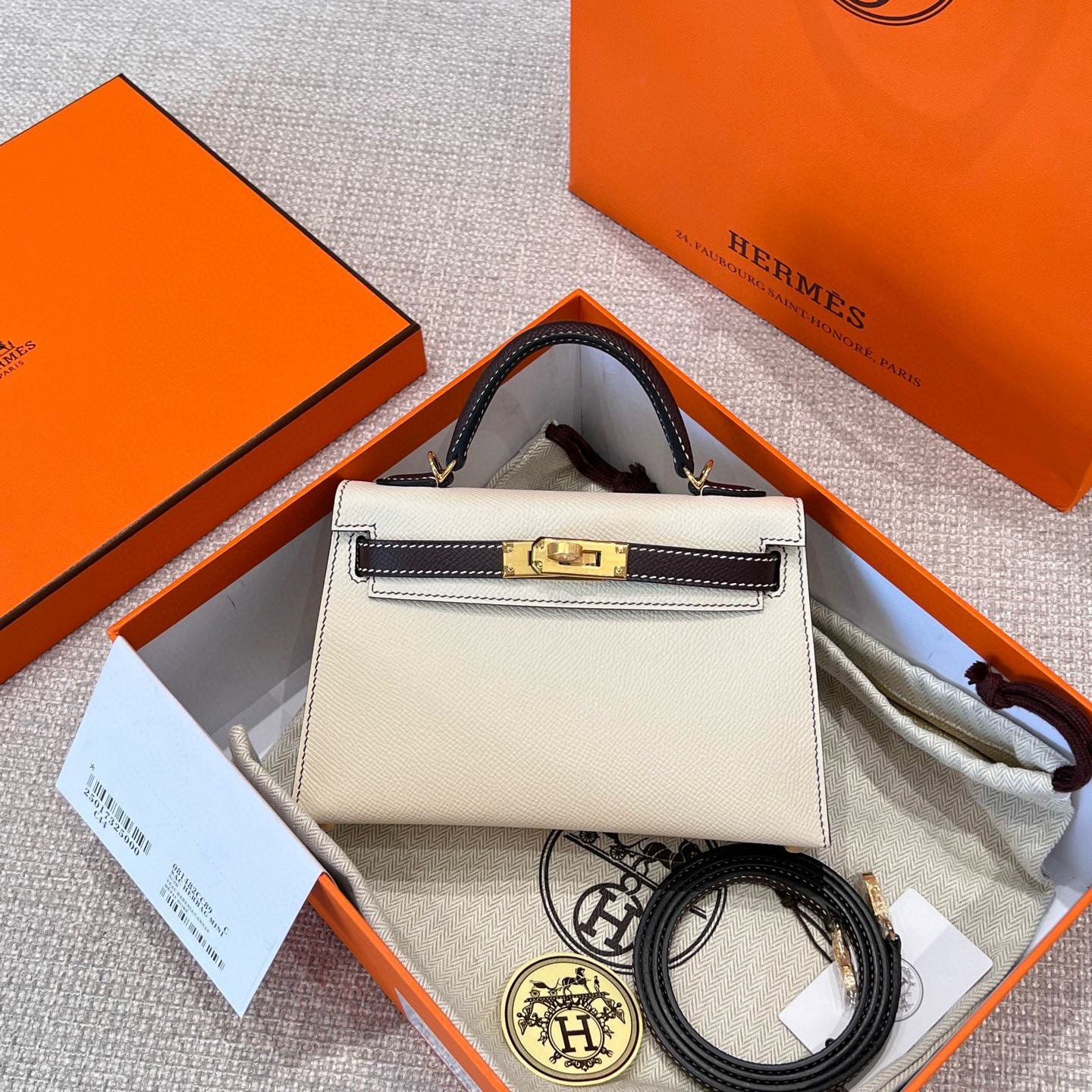 에르메스 Hermes Mini Kelly pochette So Epsom 10 Craie and 0G Rouge Selliere/gold
