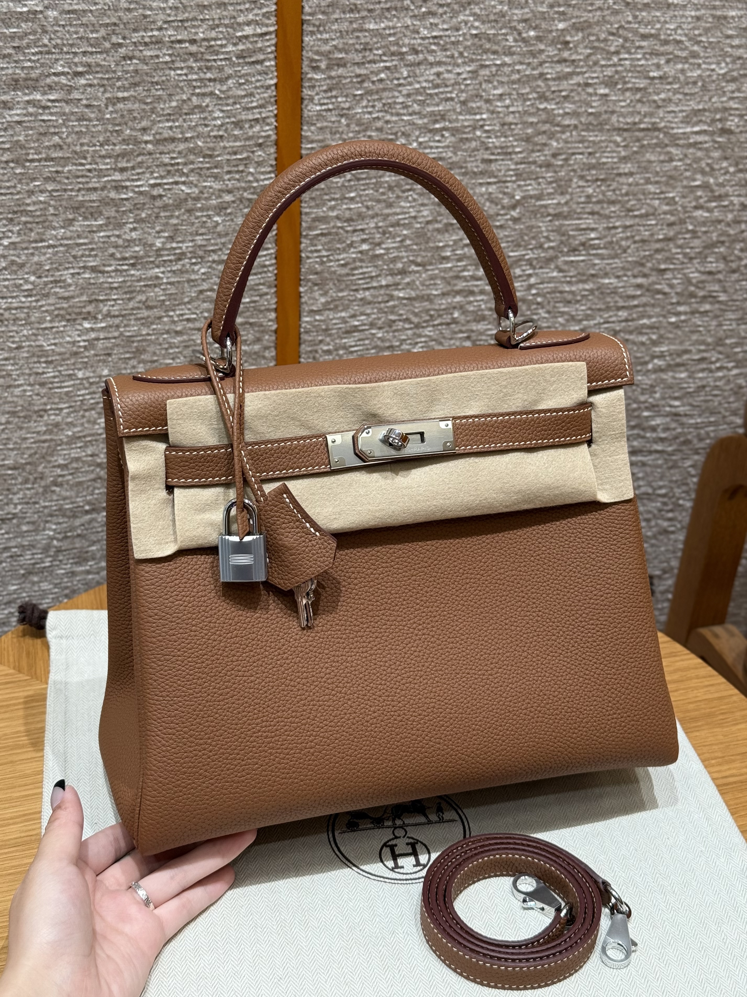 에르메스 Hermes Kelly 28cm Togo 37 Gold/silver