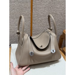 에르메스 Hermes Lindy 26cm Clemence M8 Gris Asphalte/silver