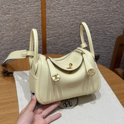 에르메스 Hermes Mini Lindy 19cm Clemence i8 Jaune Milton/gold
