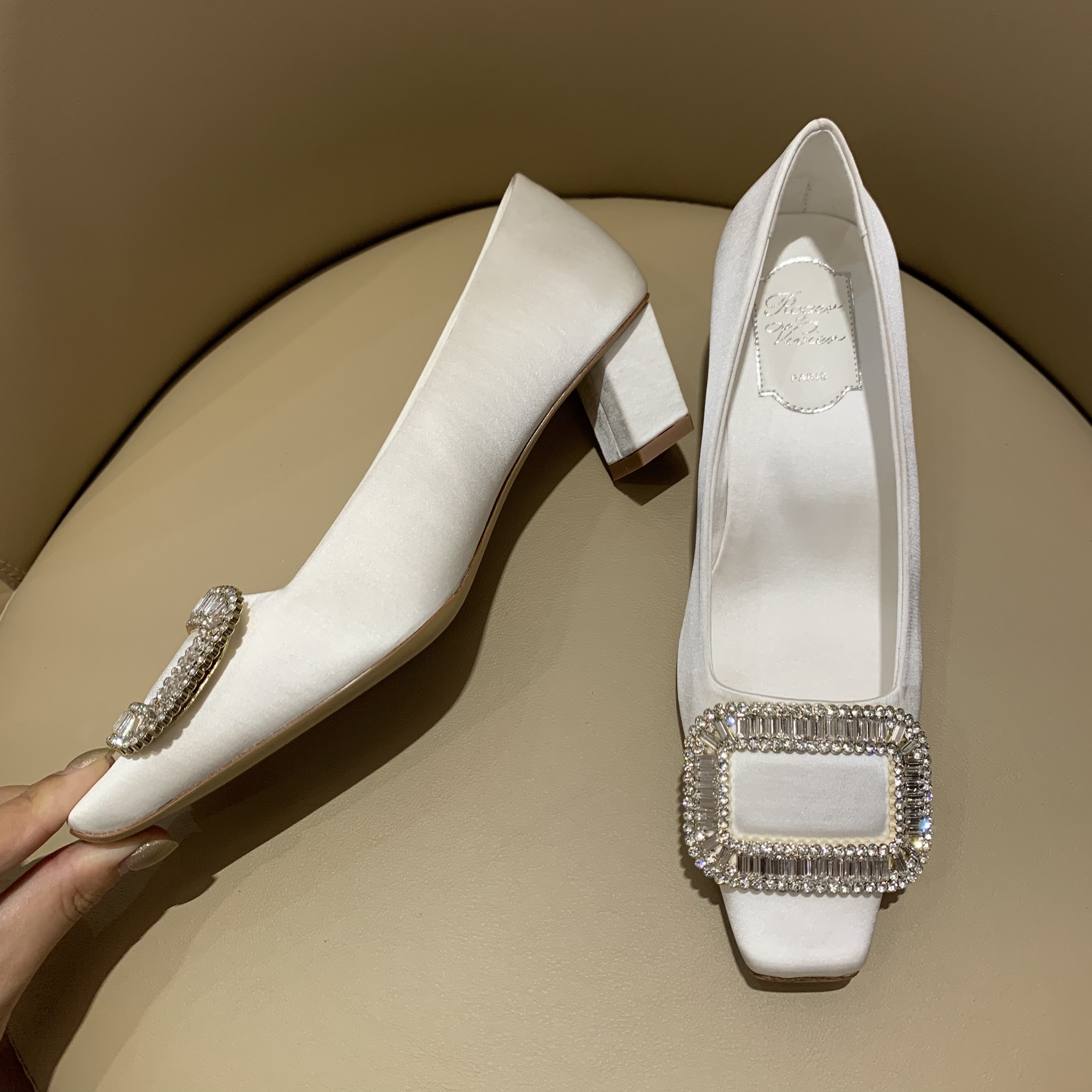 로저비비에 Roger Vivier 하이힐