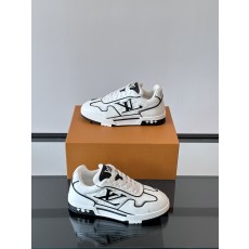 루이비통 LV TRAINER 스니커즈