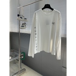 아크테릭스 ARC'TERYX 긴팔 티셔츠