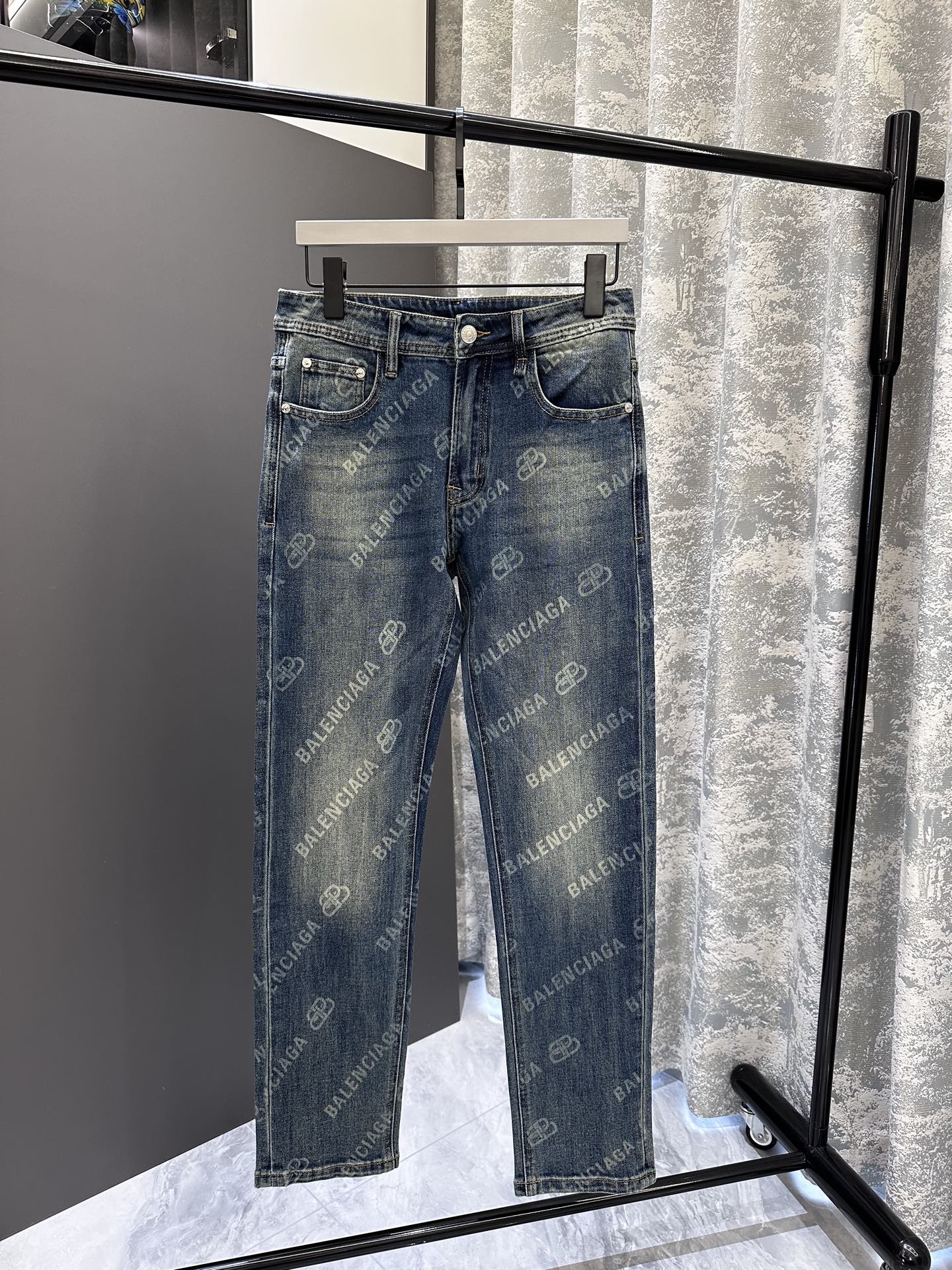 설계사 Balenciaga 청바지