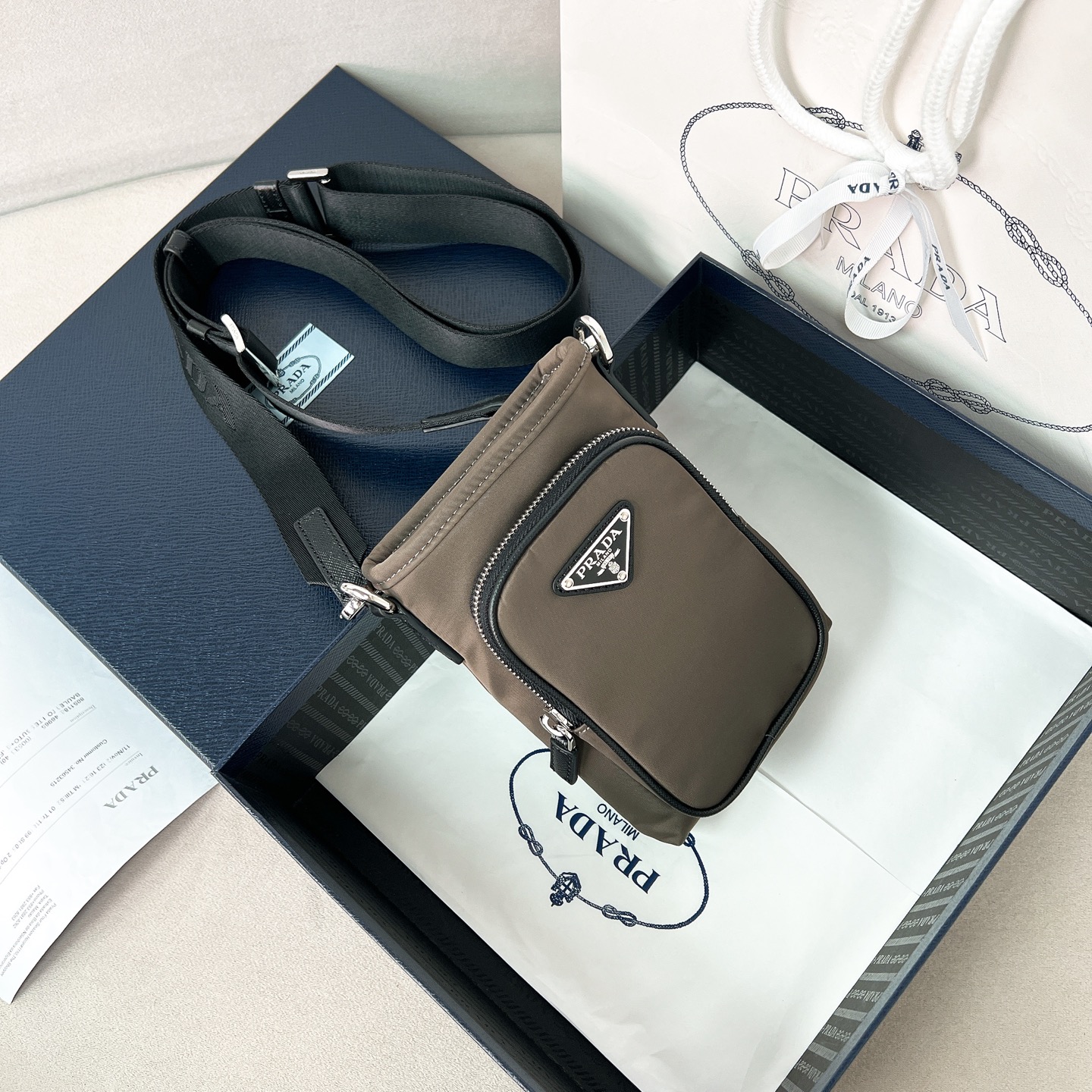 프라다 Prada 2ZH155 스마트폰 케이스