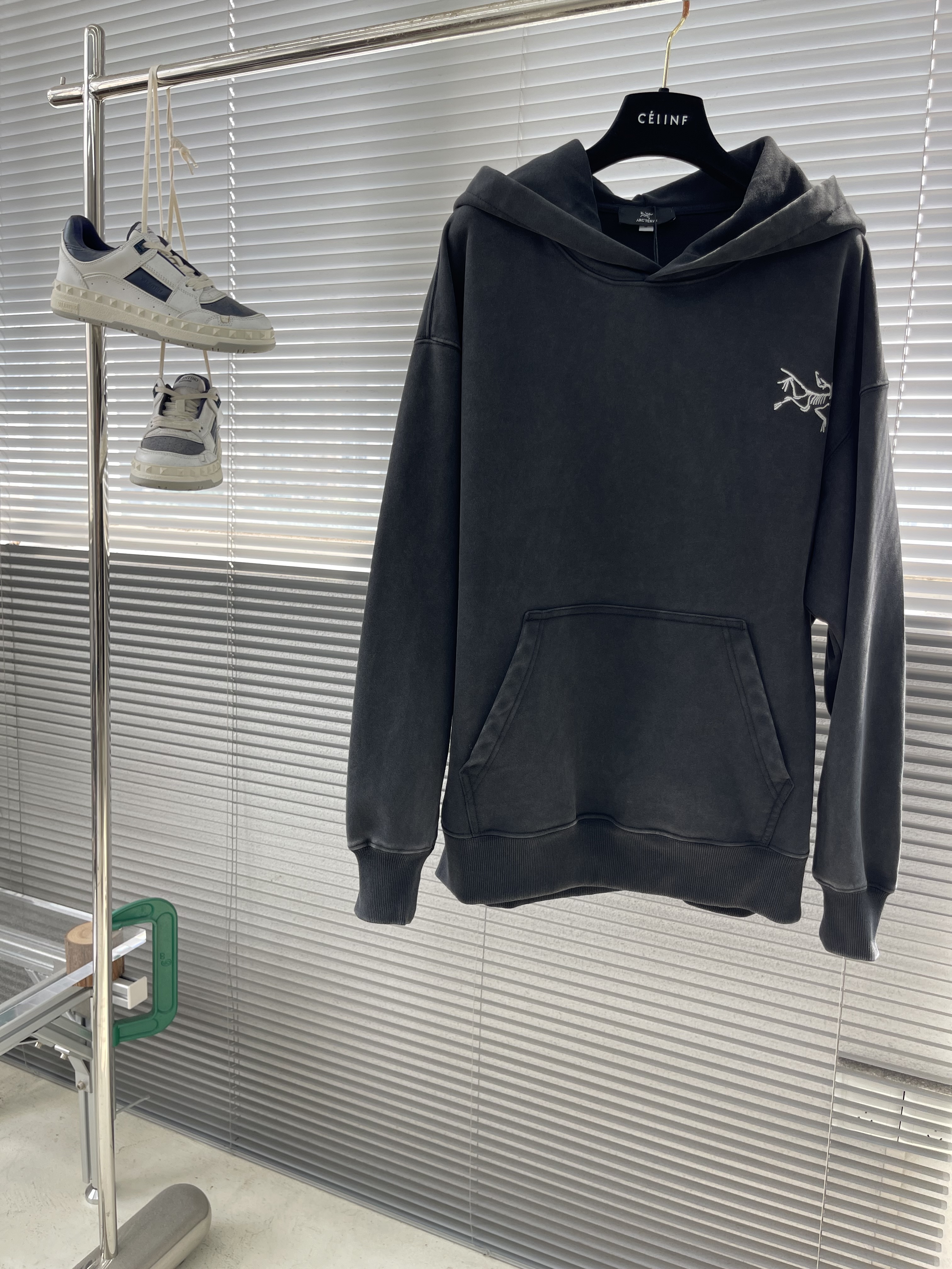 아크테릭스 ARC'TERYX 후드