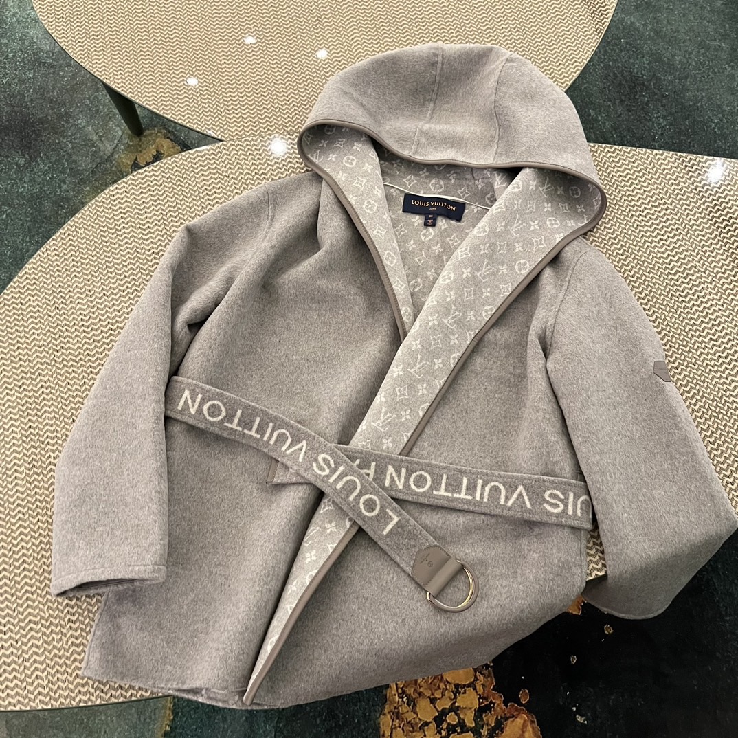 루이비통 Louis Vuitton 숏 코트