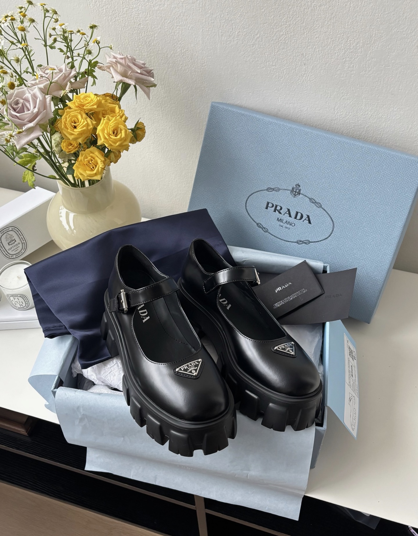 프라다 Prada 메리 제인