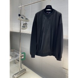 프라다 Prada 맨투맨