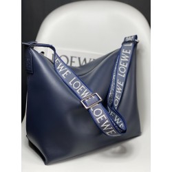 로에베 Loewe 2201 Cubi Crossbody Bag in Supple Smooth Calfskin 32CM