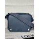 로에베 Loewe BANBA73X01 Medium Pebble Messenger Bag in Supple Grained Calfskin
