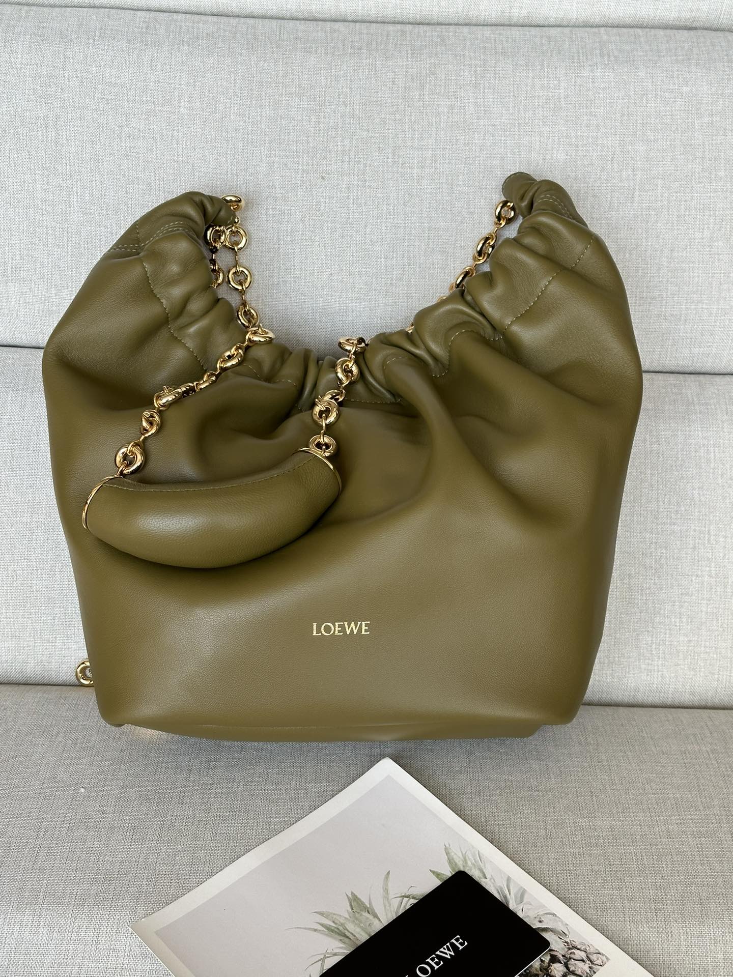 로에베 Loewe 3901 Small Squeeze Bag In Nappa Lambskin