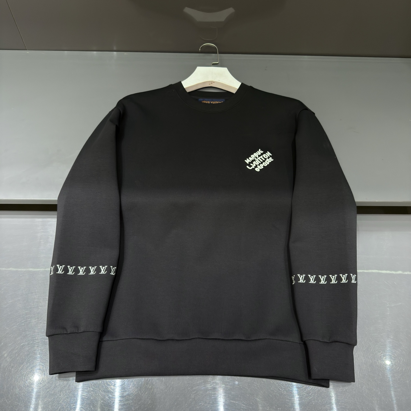 루이비통 Louis Vuitton 맨투맨