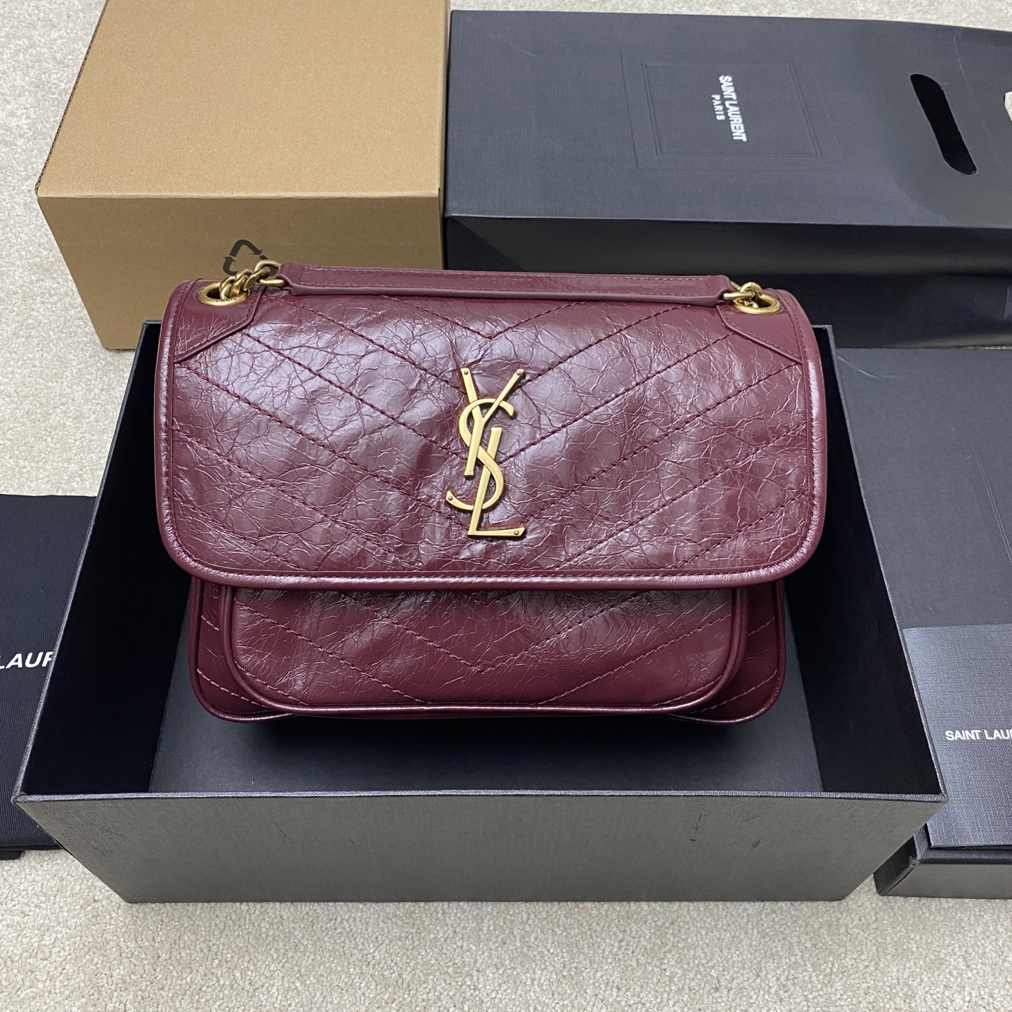 생로랑 Saint laurent/YSL 498894 Niki Medium Chain Bag In Crinkled Vintage Leather 28CM