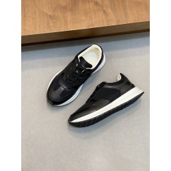 구찌 Gucci 스니커즈