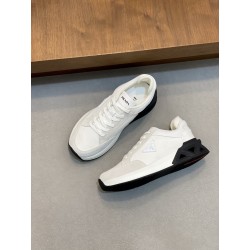 프라다 Prada 스니커즈