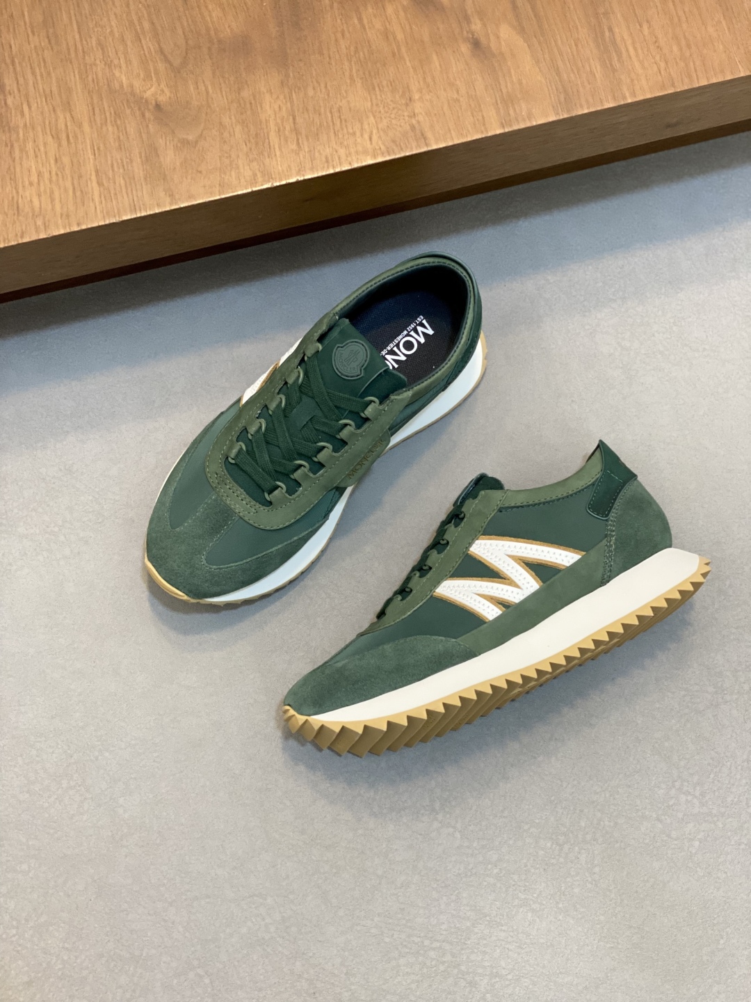 몽클레어 Moncler 스니커즈