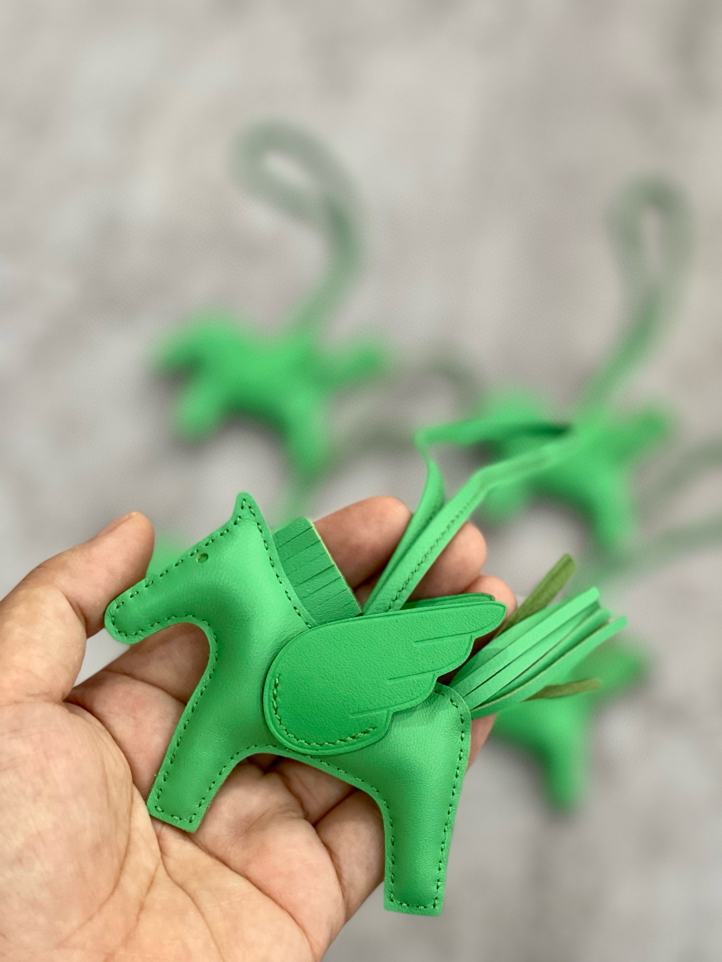 에르메스 Hermes Rodeo Charm Milo and Swift 0360279L58P green