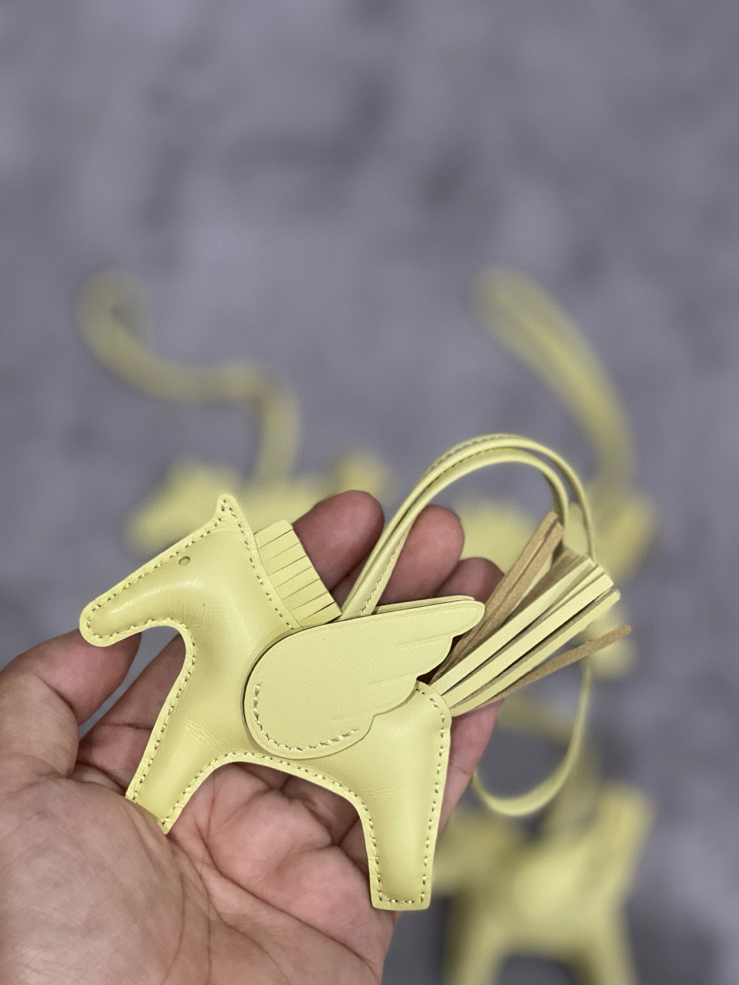 에르메스 Hermes Rodeo Charm Milo and Swift 0360279L58P yellow